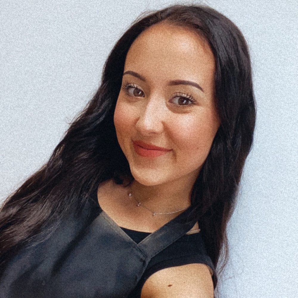 Meet your Posher, Chloe